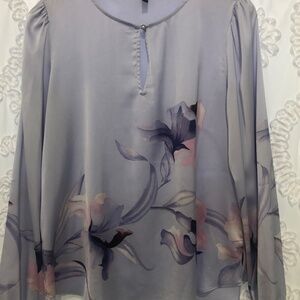 White House Black market blouse